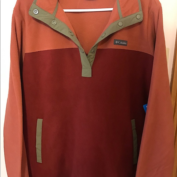 Columbia Tops - Columbia Pullover